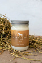 Load image into Gallery viewer, FRESH CUT HAY - SOY CANDLE
